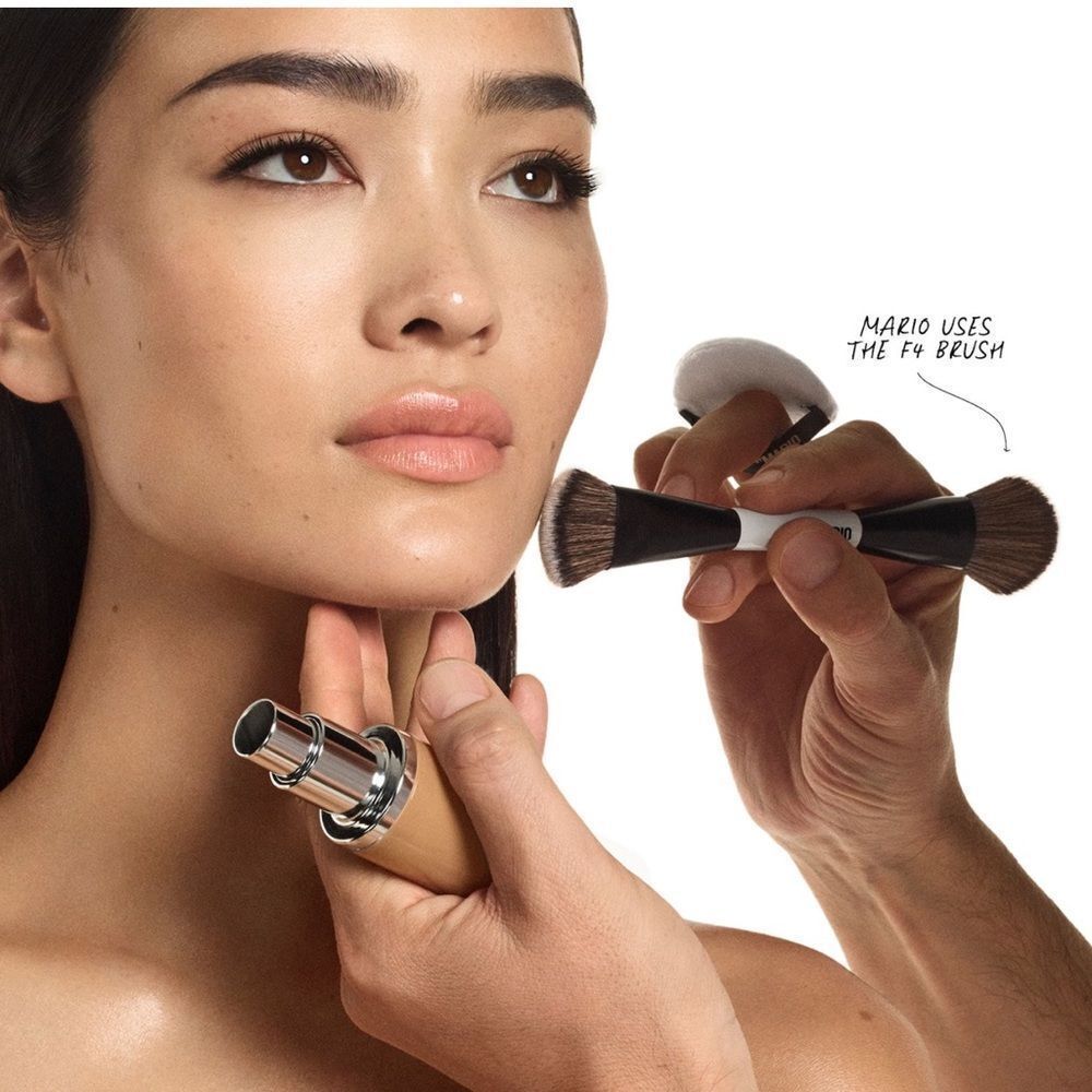 MAKEUP BY MARIO FOUNDATION 8N SurrealSkin® Luminous Hydrating Foundation - Picture 3 of 7